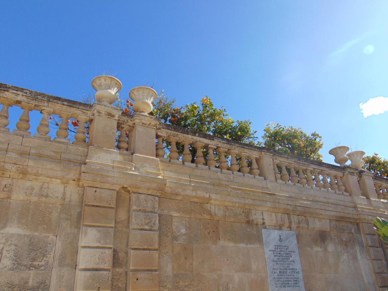 Il Mare Di Ortigia Aparthotel Syracuse Exterior foto